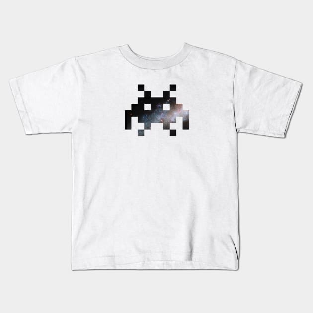 Space Invaders - Galaxy Kids T-Shirt by smilingnoodles